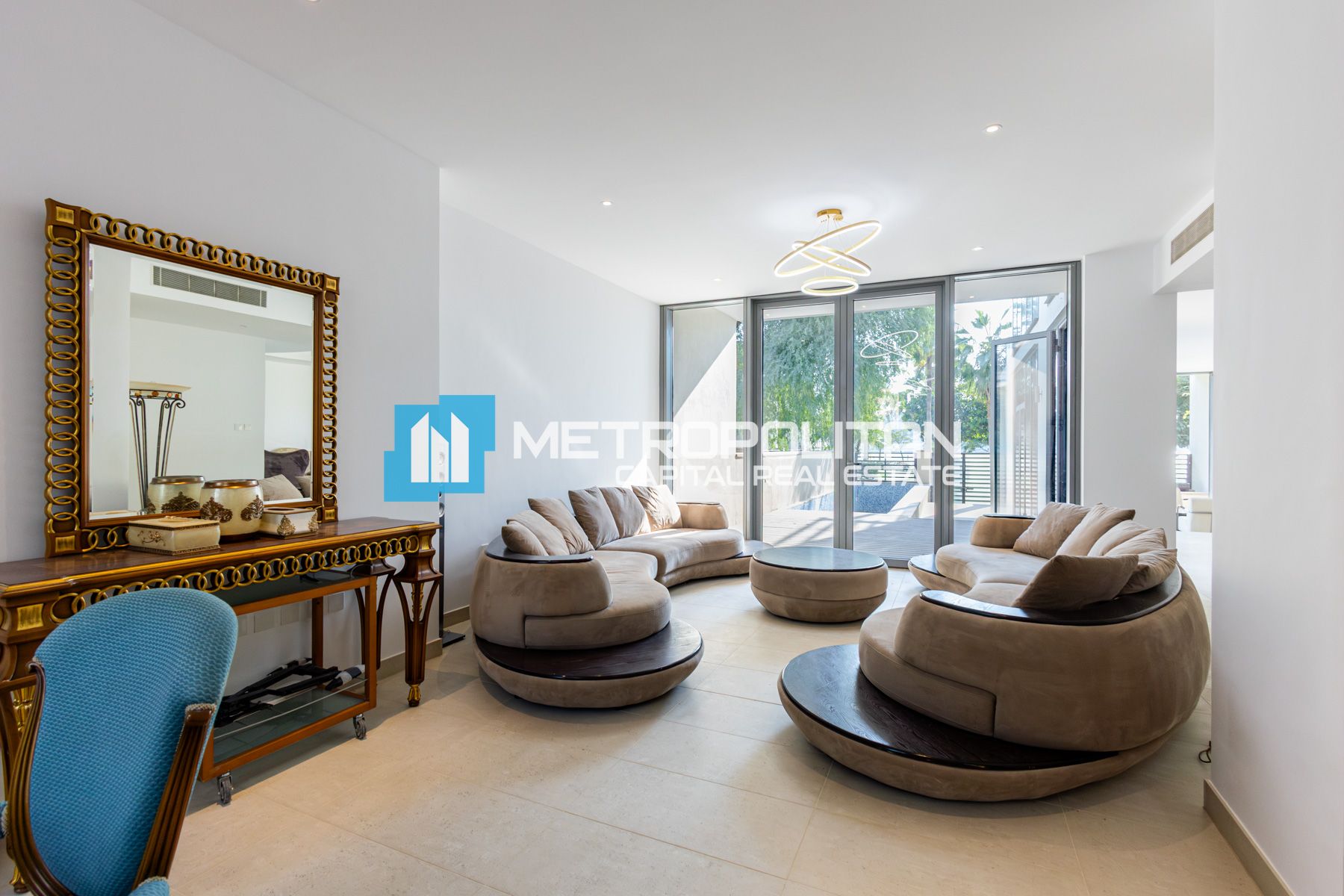 Beachfront | Corner 5BR+Maids Villa | Private Pool photo-10