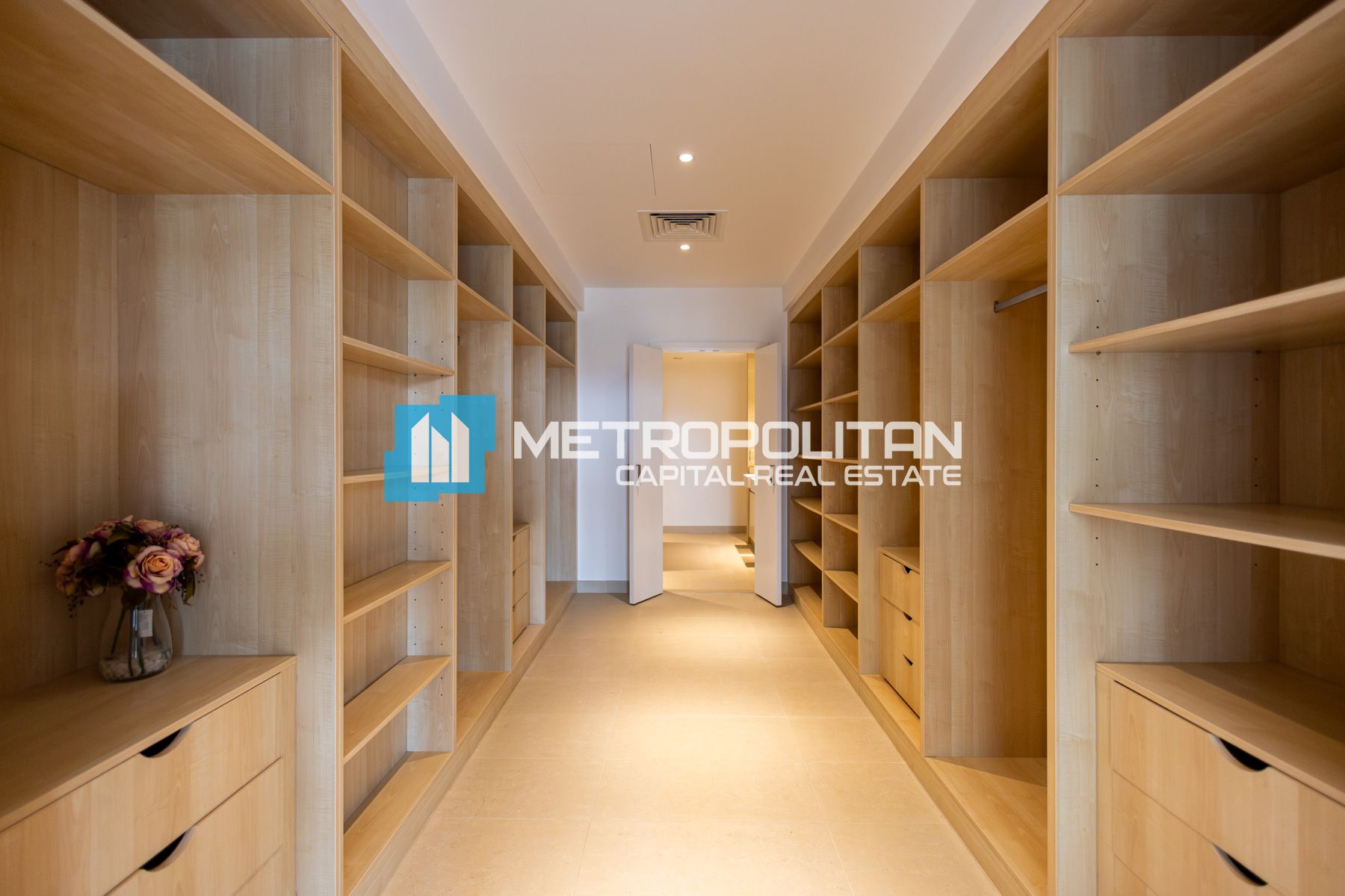 Beachfront | Corner 5BR+Maids Villa | Private Pool photo-24