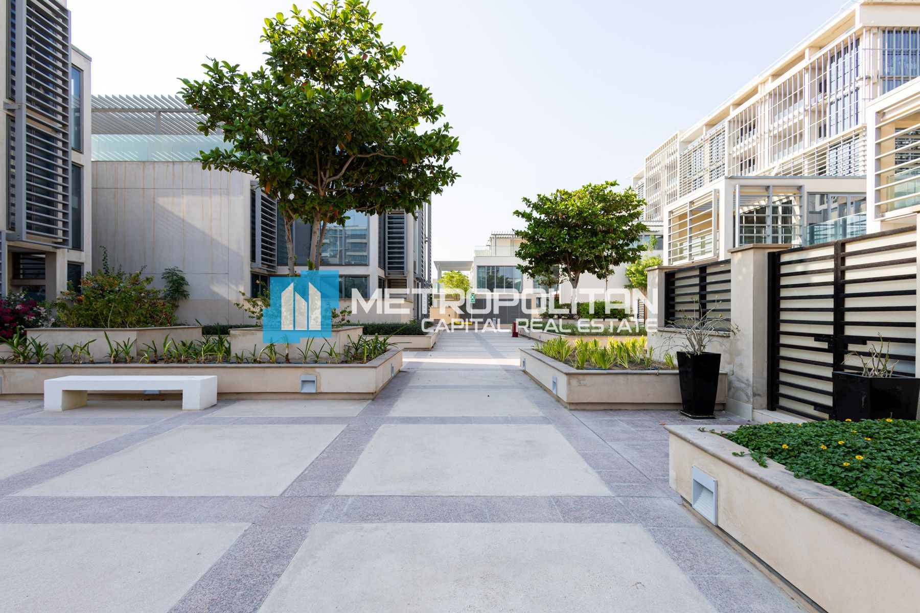 Beachfront | Corner 5BR+Maids Villa | Private Pool photo-32