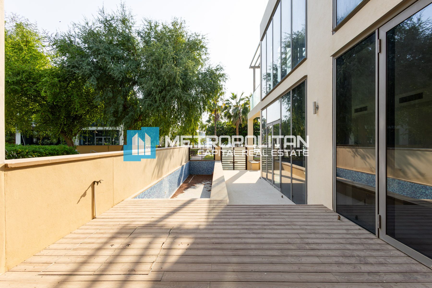 Beachfront | Corner 5BR+Maids Villa | Private Pool photo-3