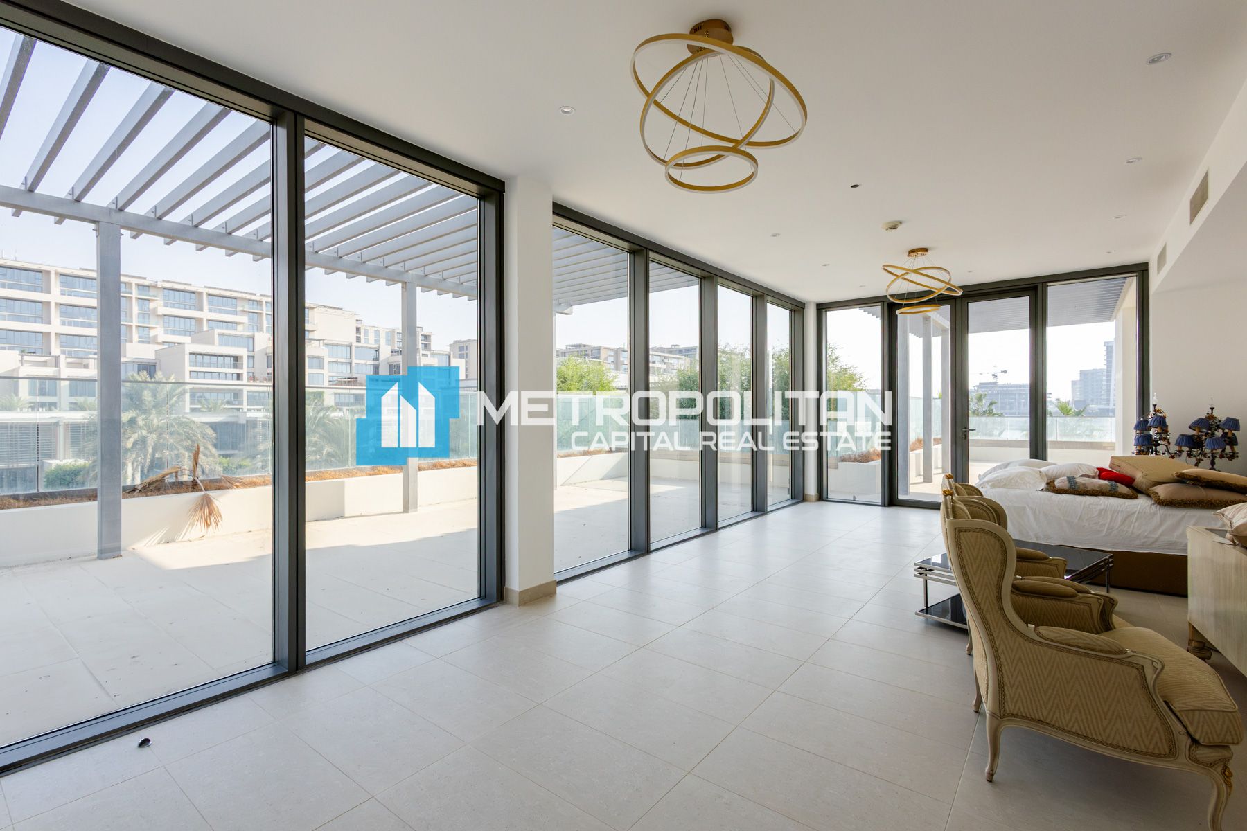 Beachfront | Corner 5BR+Maids Villa | Private Pool photo-4