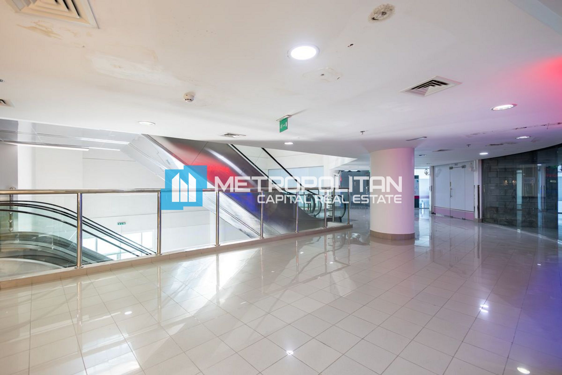 Ready To Move | Fitted Office | Negotiable Price photo-6