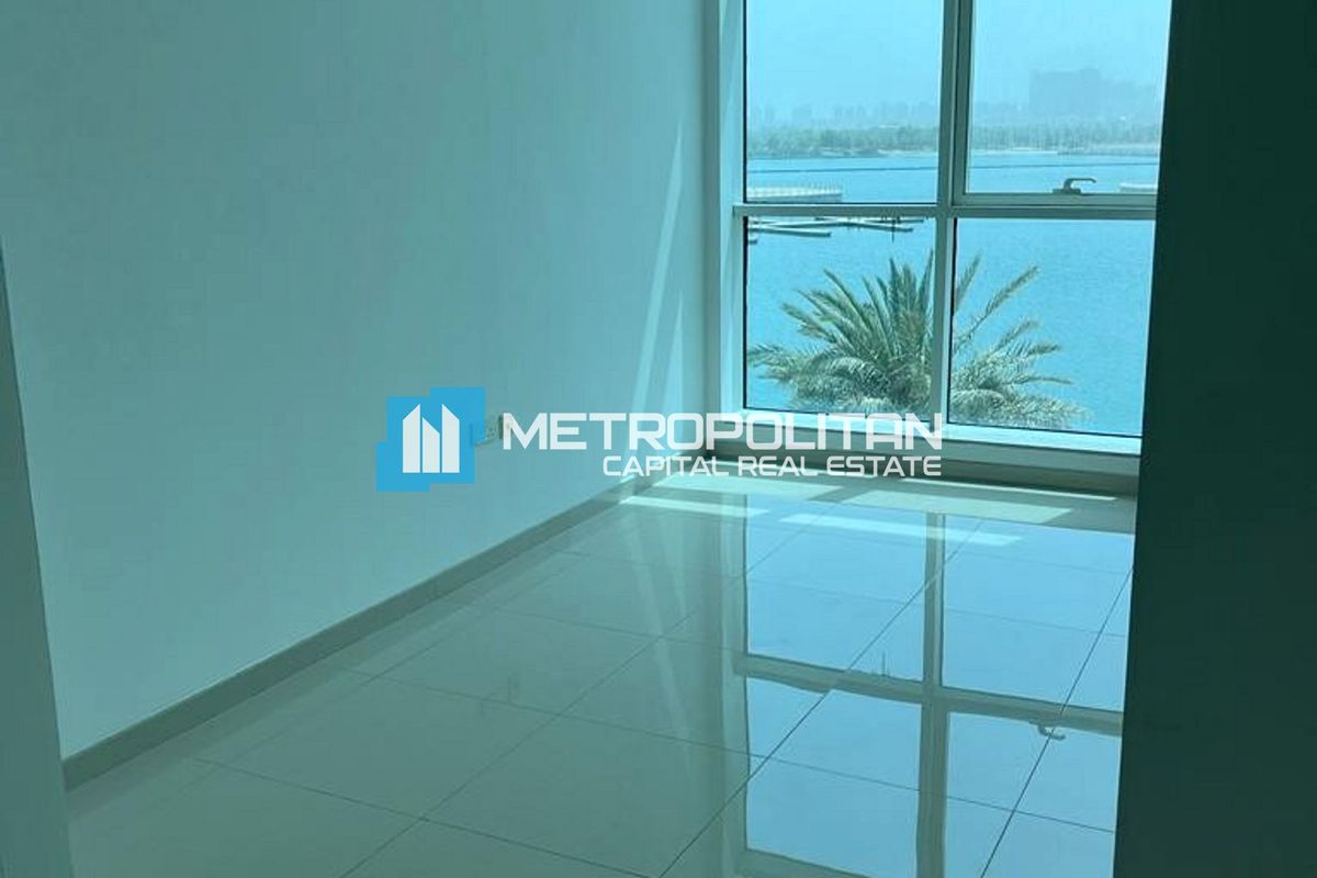 Canal View | Vacant 1BR+Balcony | Pool And Gym photo-17