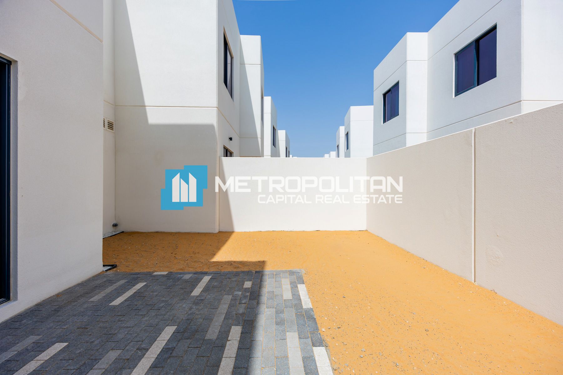 Single Row| 2 Bedroom Townhouse| Motivated Seller photo-8