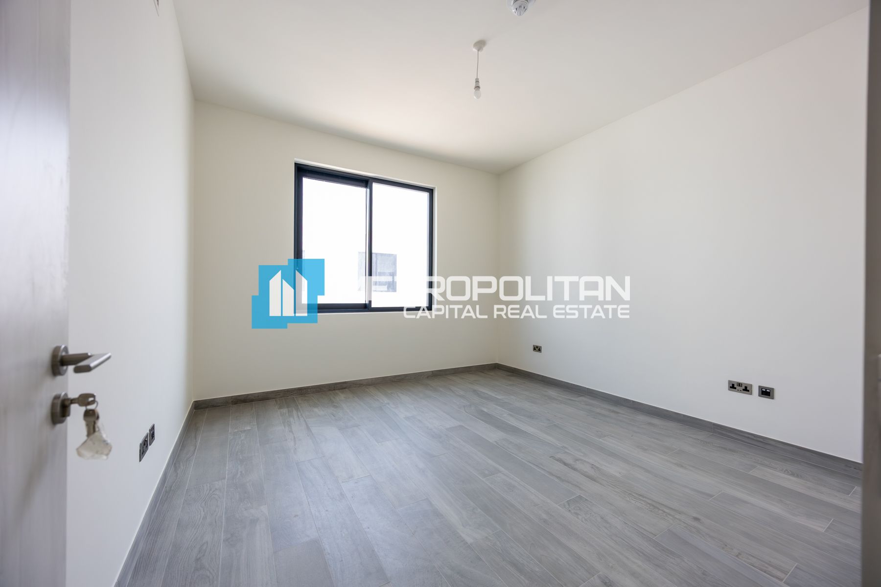 Single Row| 2 Bedroom Townhouse| Motivated Seller photo-17