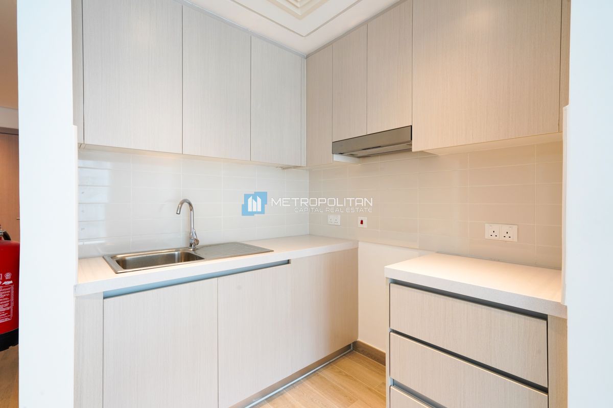 High Floor | Canal and Pool View | Ready To Move photo-8