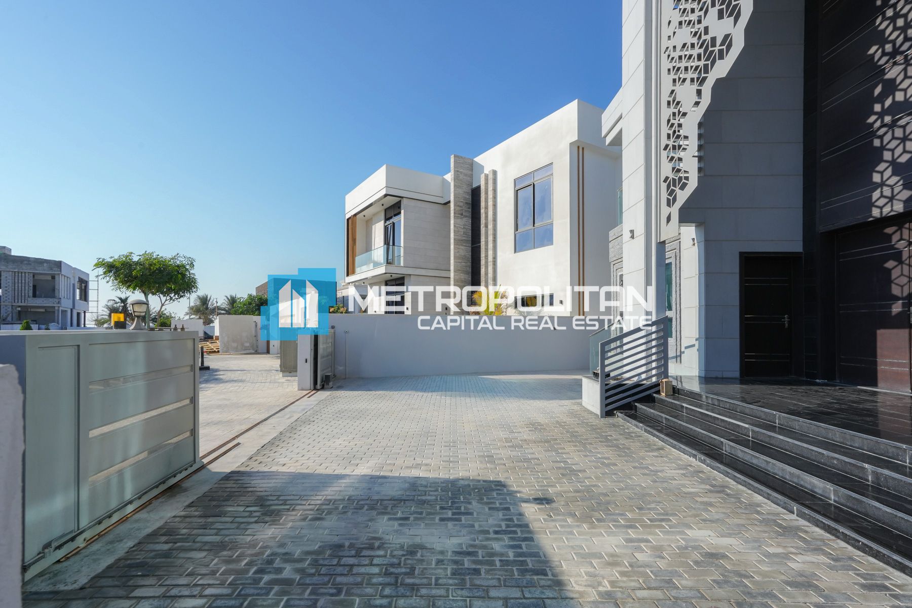 Single Row | Huge Plot | 2 Majlis |Outside Kitchen photo-12