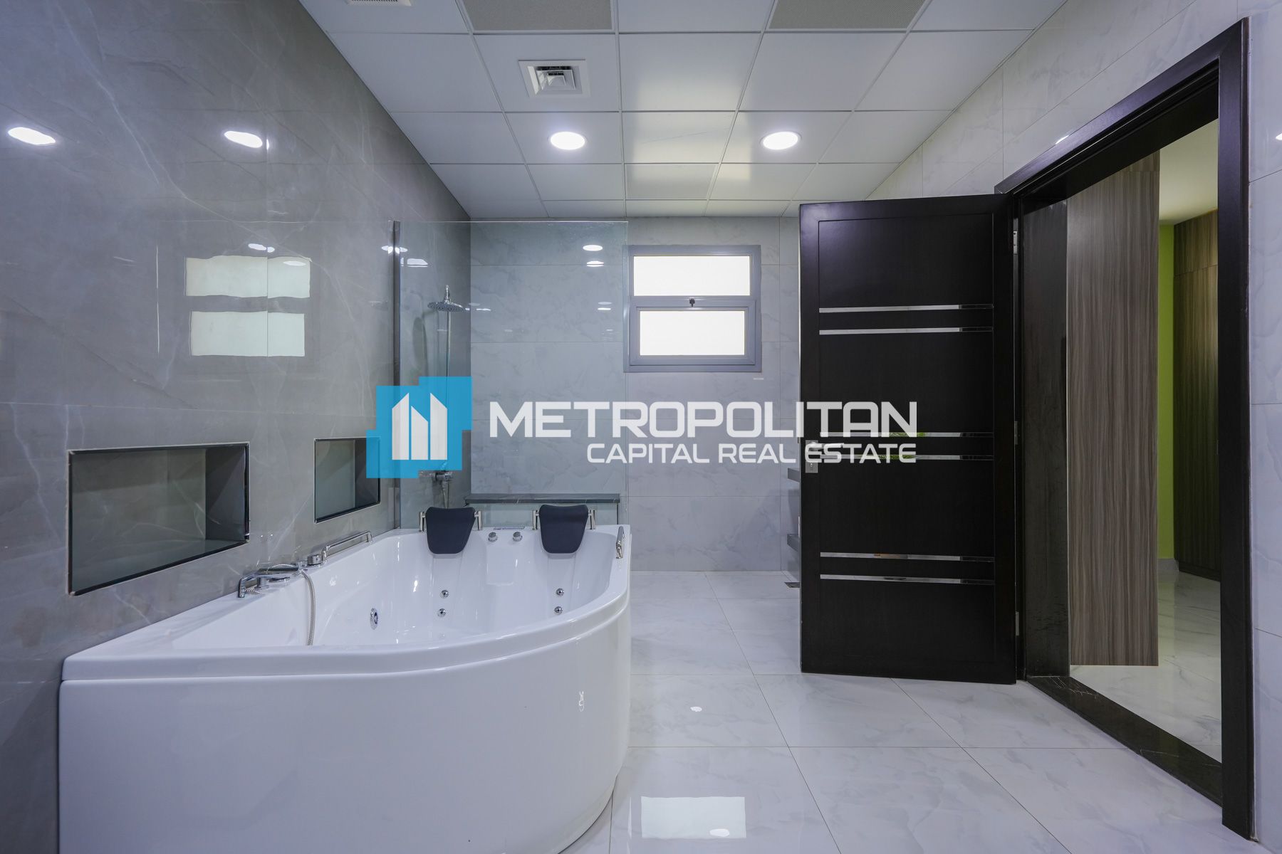 Single Row | Huge Plot | 2 Majlis |Outside Kitchen photo-13