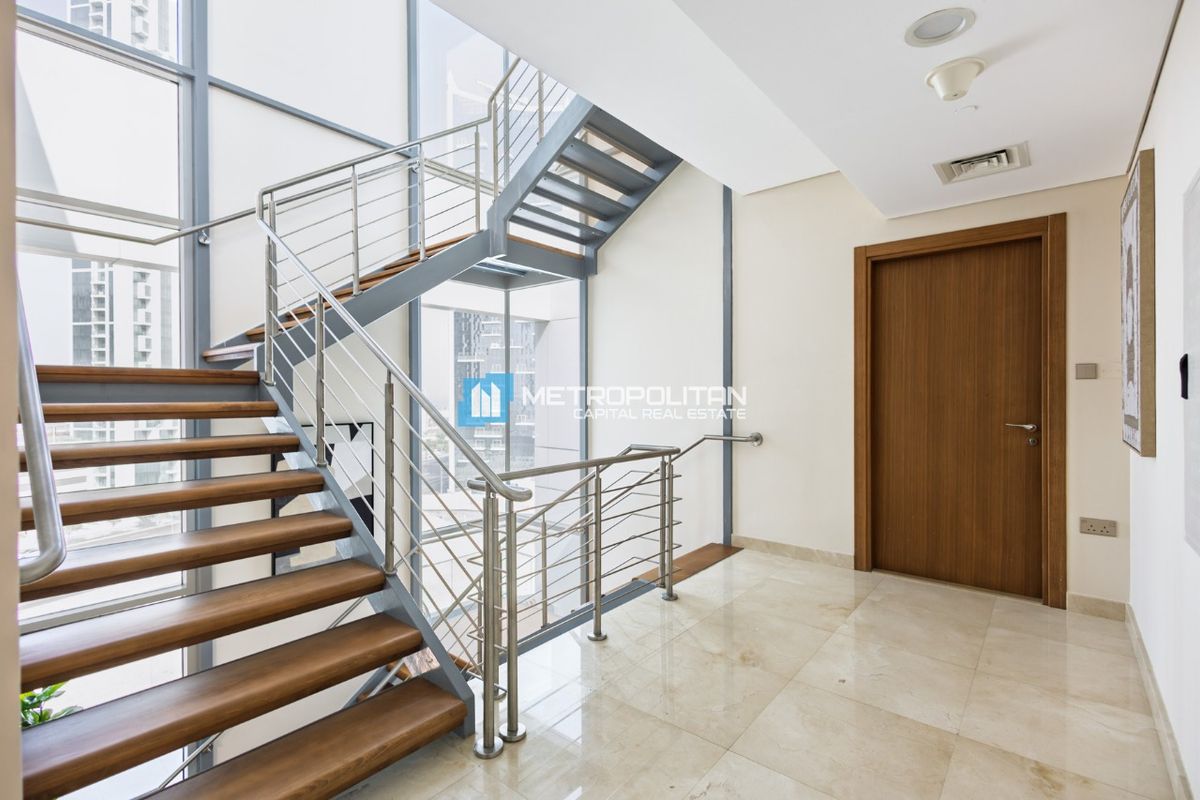 High Floor | Unfurnished | Resale 3BR+M w/ Balcony photo-4