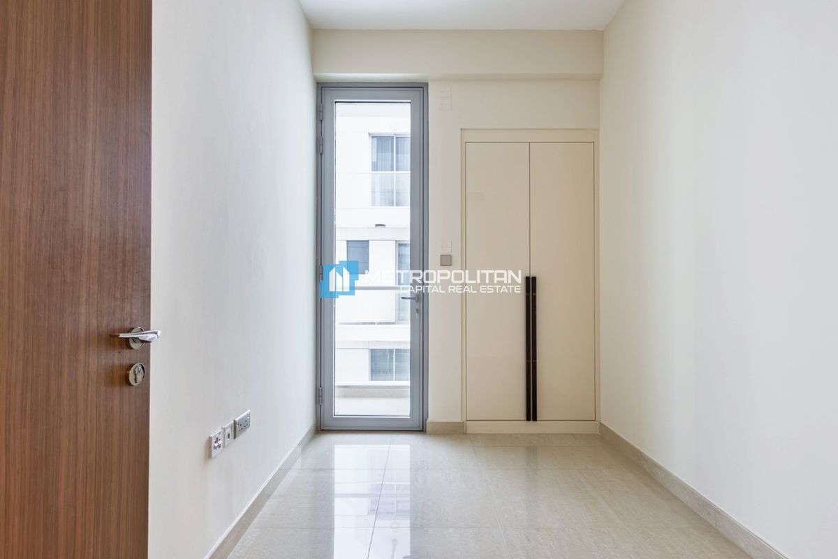 High Floor | Unfurnished | Resale 3BR+M w/ Balcony photo-8