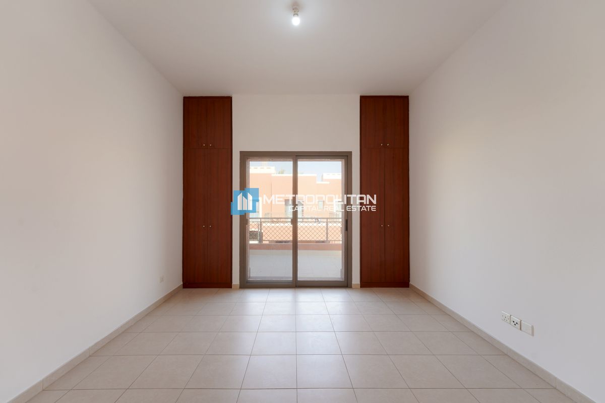 Corner 4BR+M w/ Balcony |Beach Access |For Expats photo-5