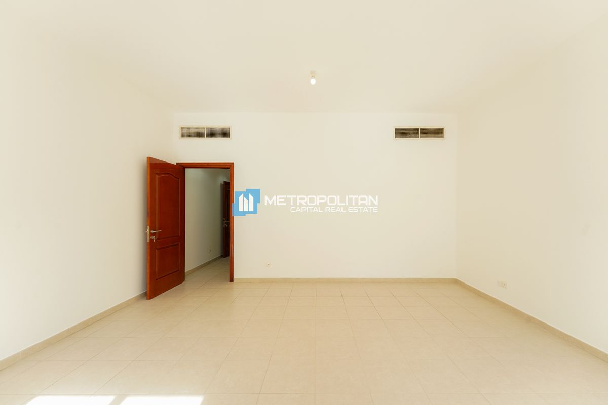 Corner 4BR+M w/ Balcony |Beach Access |For Expats photo-7