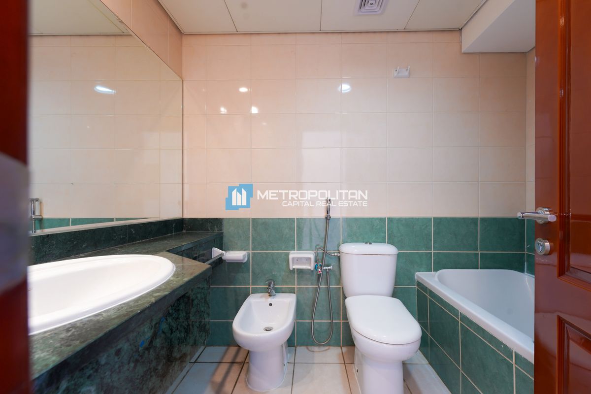 Corner 4BR+M w/ Balcony |Beach Access |For Expats photo-8