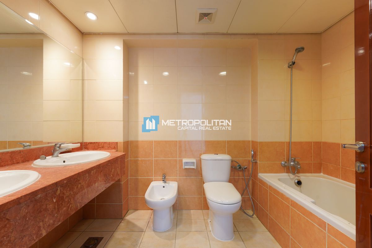 Corner 4BR+M w/ Balcony |Beach Access |For Expats photo-24