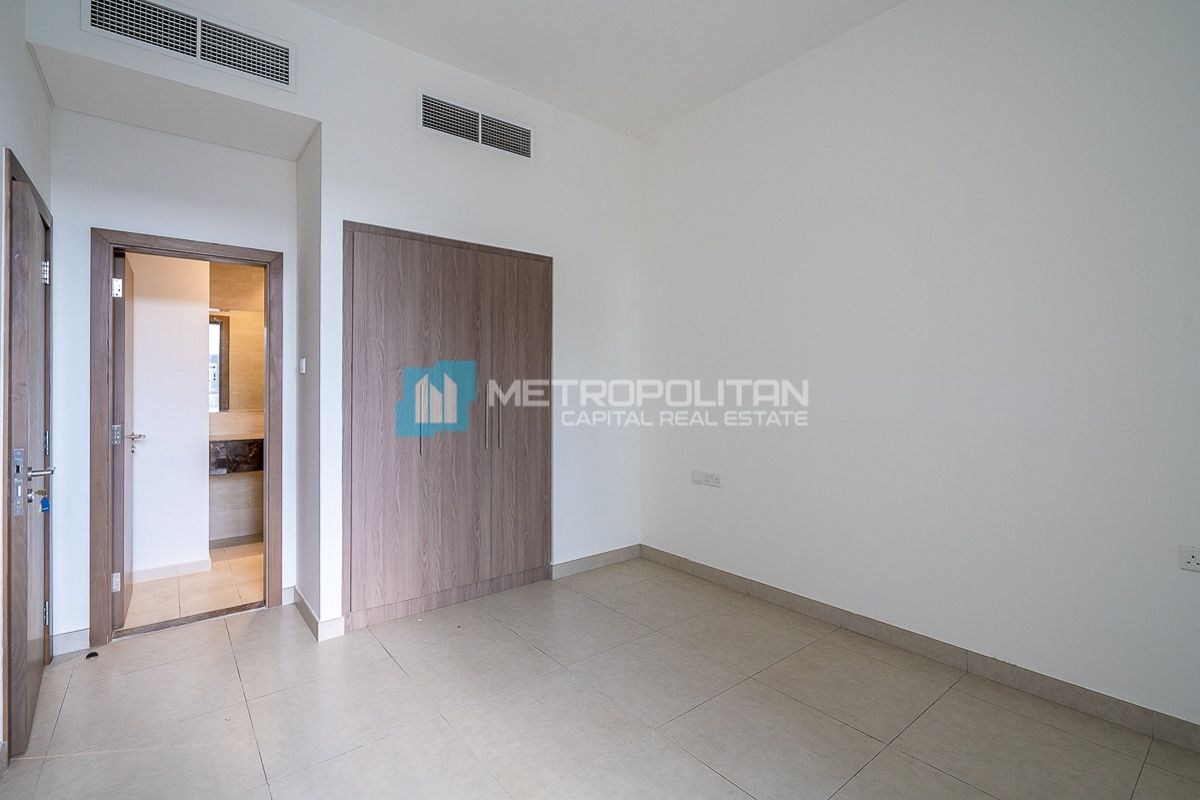 Maids+Laundry Rooms | Huge Garden | Ready to Move photo-10