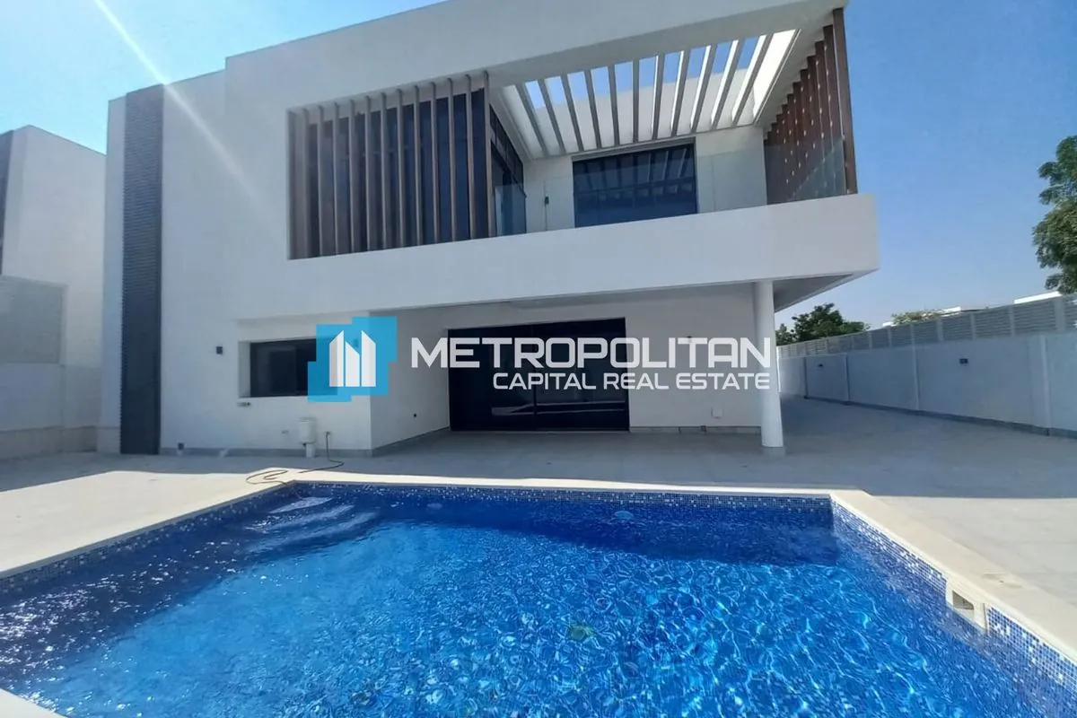 Private Pool | Corner 5BR | Majlis | Upgraded photo-0