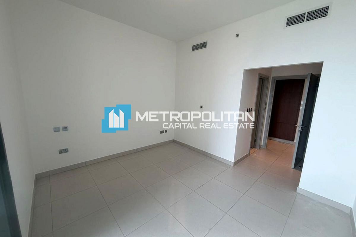 Full Canal View | High Floor 2BR | Modern Layout photo-11