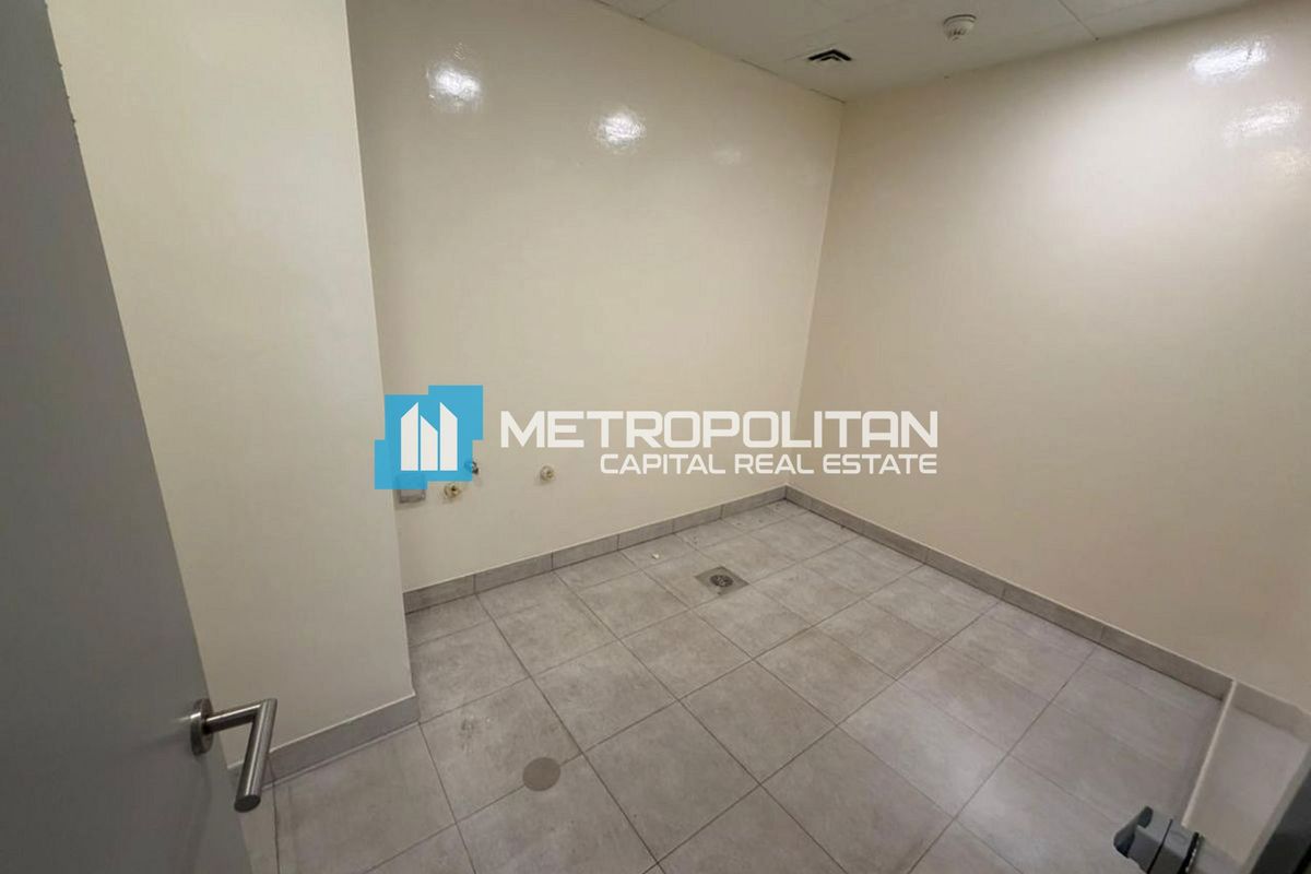 Full Canal View | High Floor 2BR | Modern Layout photo-12
