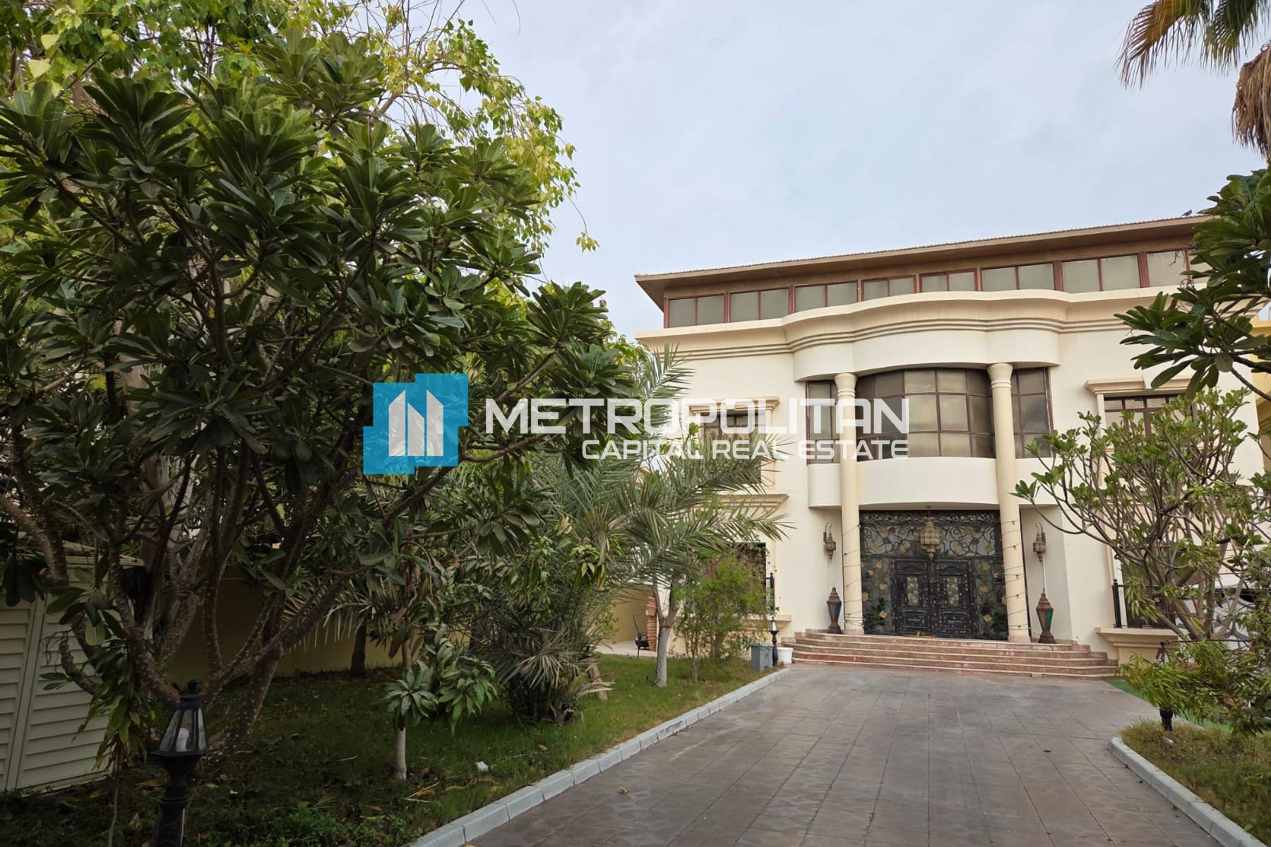 7BR Villa for Sale in Khalifa City – MCS-41480