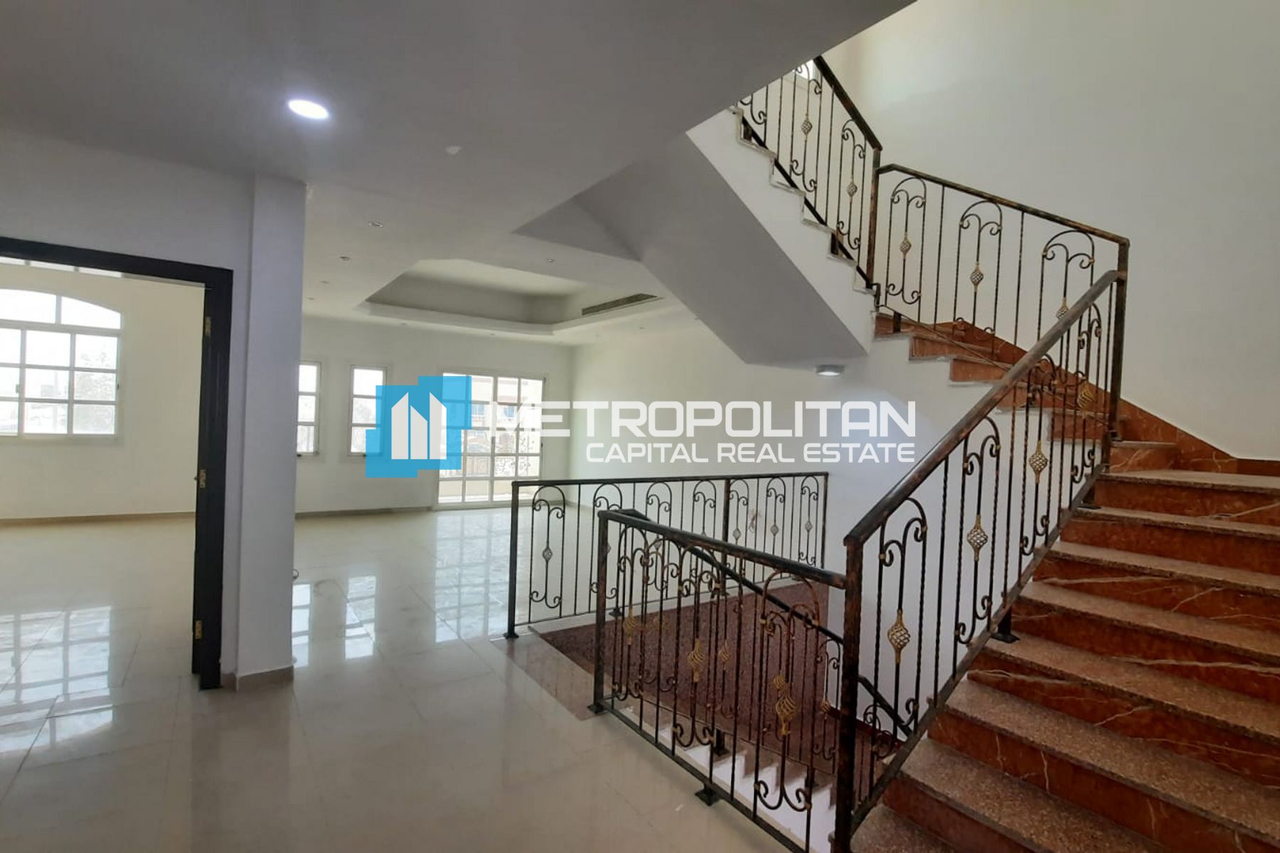 فيلا 6 غرف نوم للبيع في مدينة خليفة – MCS-41581 photo-3