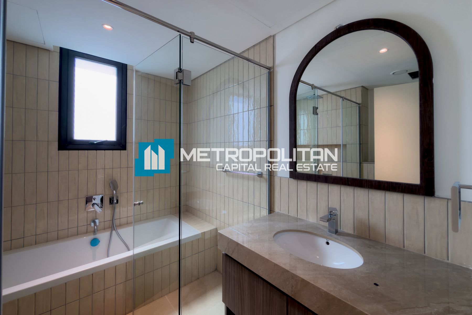 Single Row | Corner Unit | 4 BR with Big PLOT photo-23