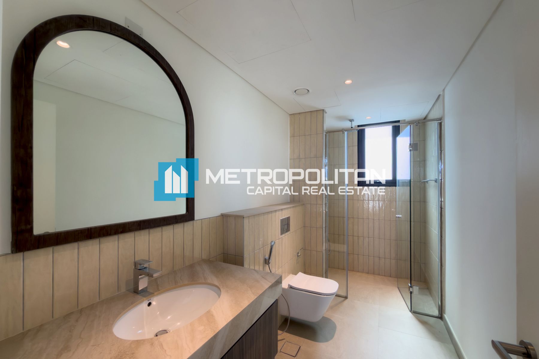 Single Row | Corner Unit | 4 BR with Big PLOT photo-26