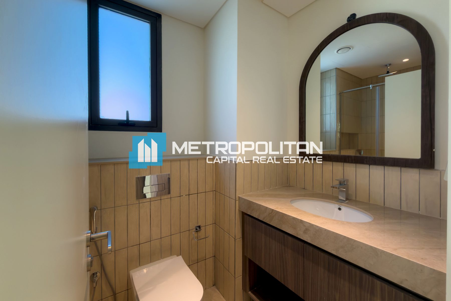 Single Row | Corner Unit | 4 BR with Big PLOT photo-27
