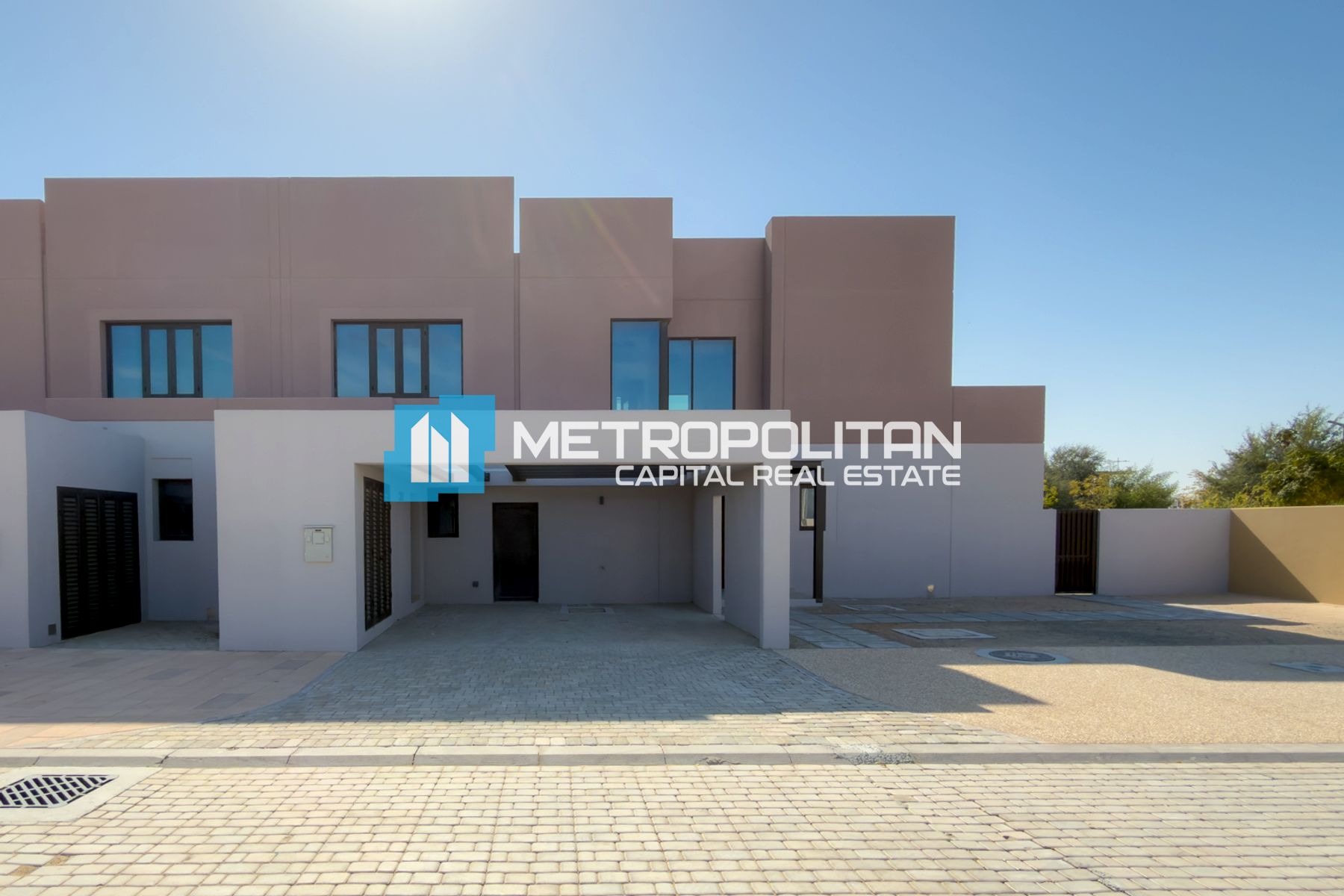 Single Row | Corner Unit | 4 BR with Big PLOT photo-32