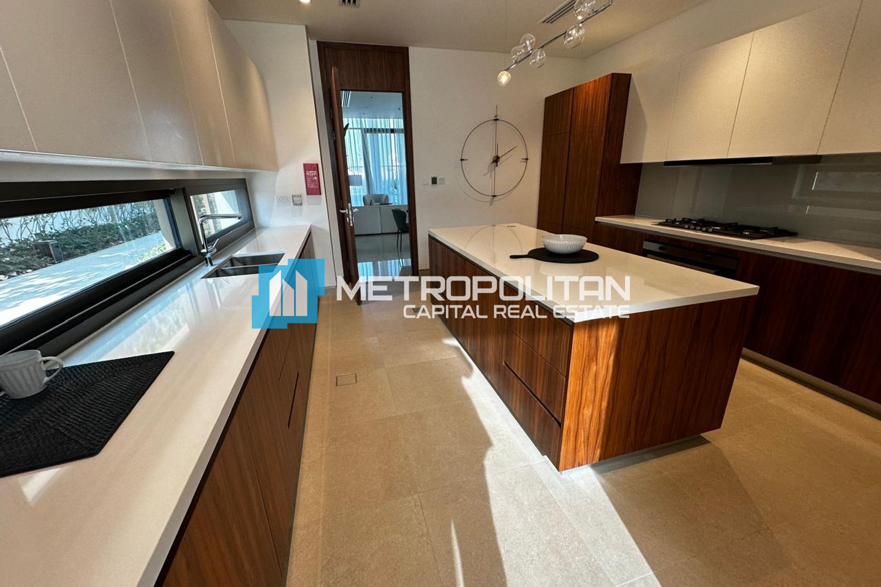 Corner Unit | Ready To Move 5BR+M | Type V5 Select photo-5