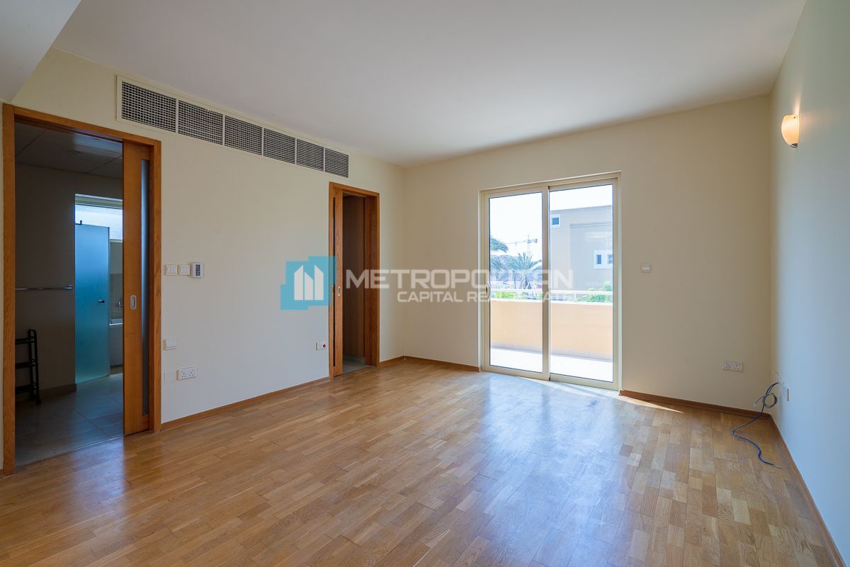 Corner 4BR | Private Pool | Study+Storage | Roof photo-11