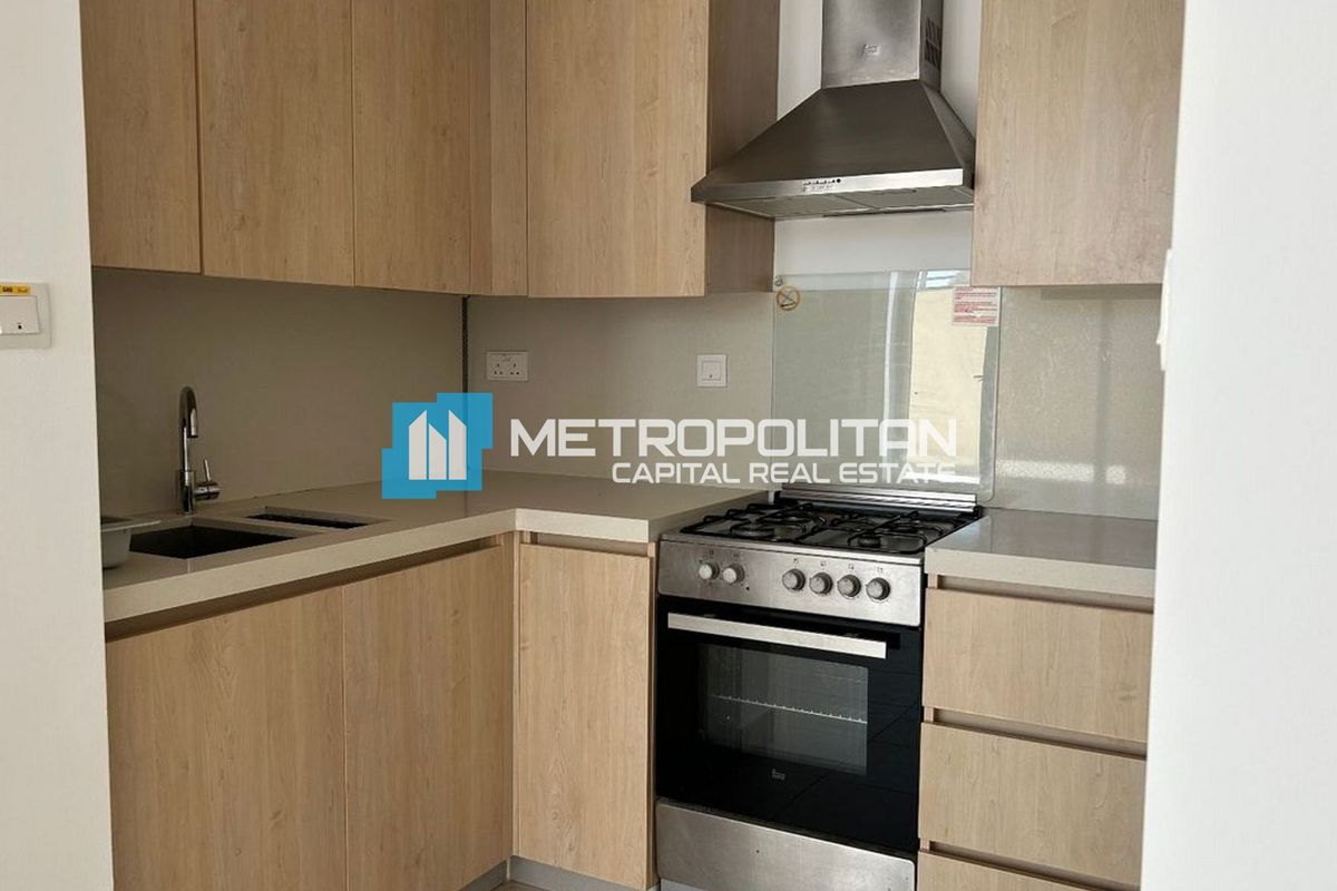 Sea View | Waterfront Community | Beach Access photo-1