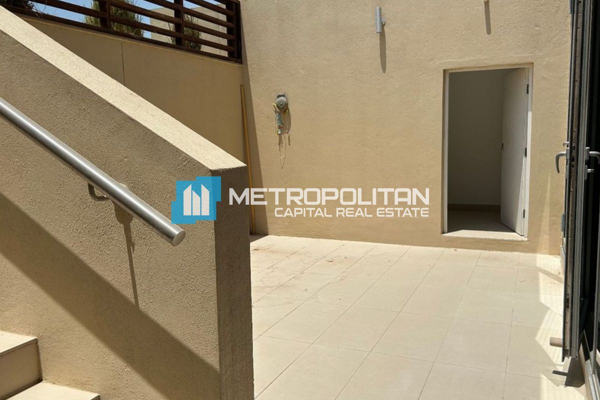 Sea View | Waterfront Community | Beach Access photo-7