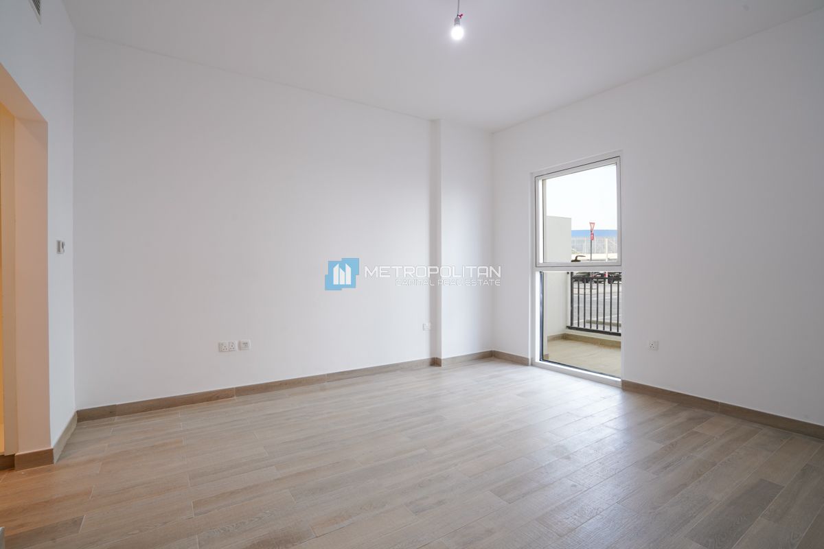 Corner Unit | 3BR w/ Maids | Ready to Move In photo-4