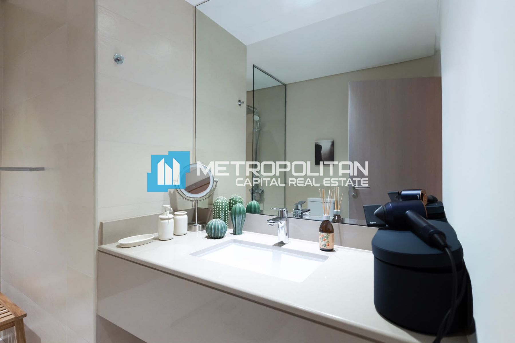 Fully Furnished | Rented till April 27 |Canal View photo-8