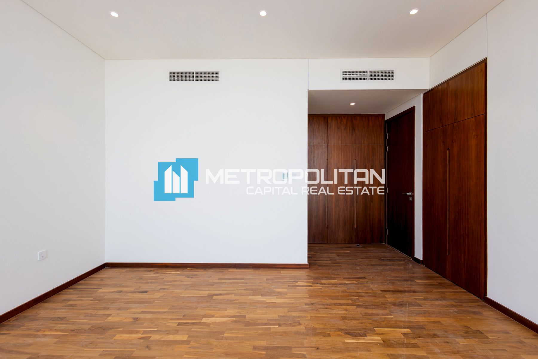 6BR Villa for Sale in Al Jubail Island – MCS-43870 photo-13