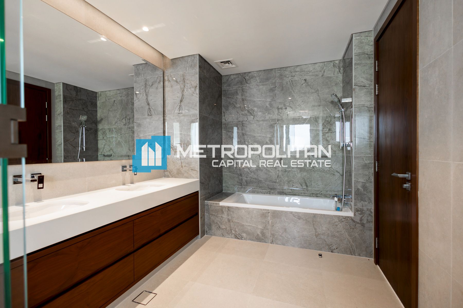 6BR Villa for Sale in Al Jubail Island – MCS-43871 photo-17