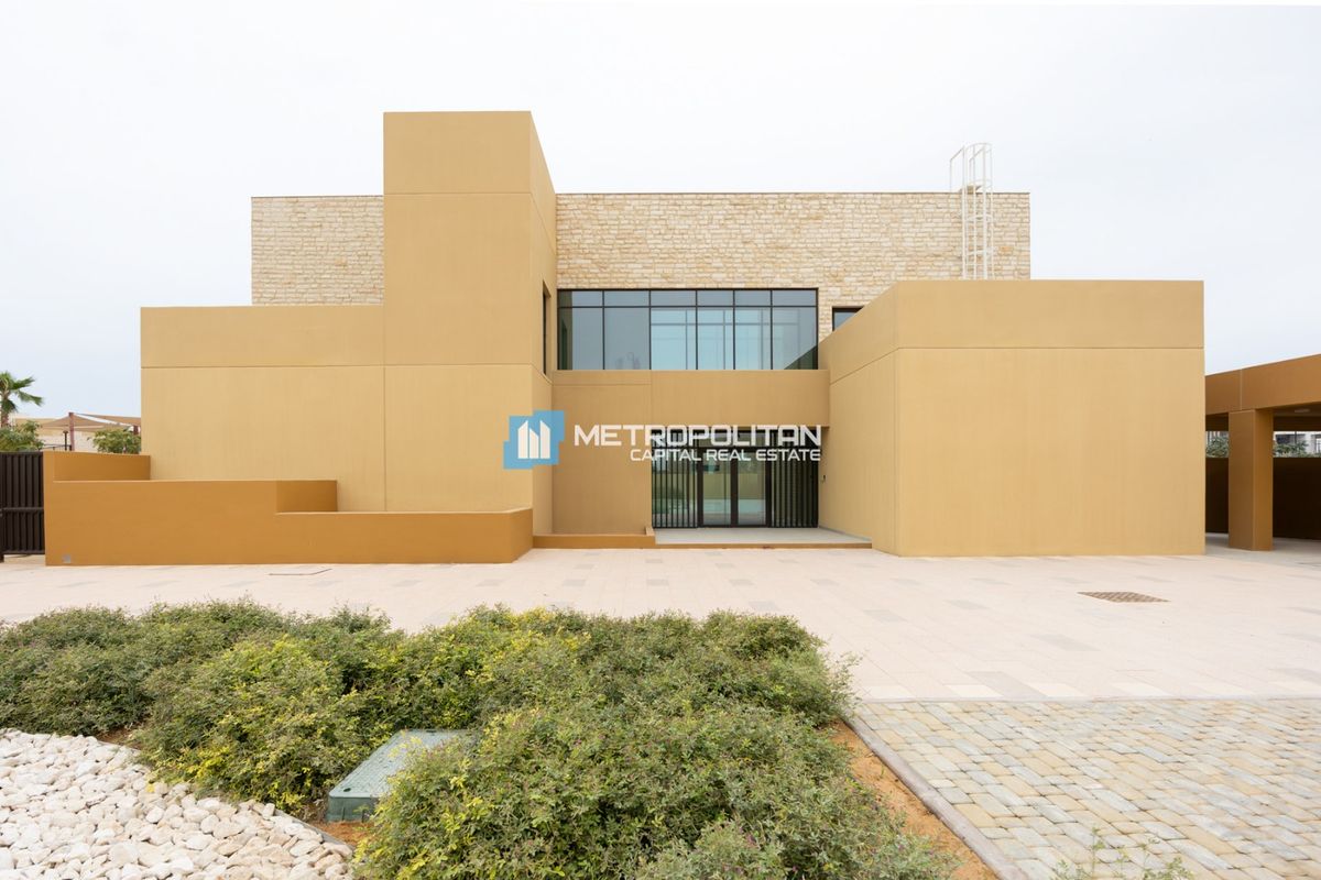 5BR Villa for Sale in Ghantoot – MCS-44019