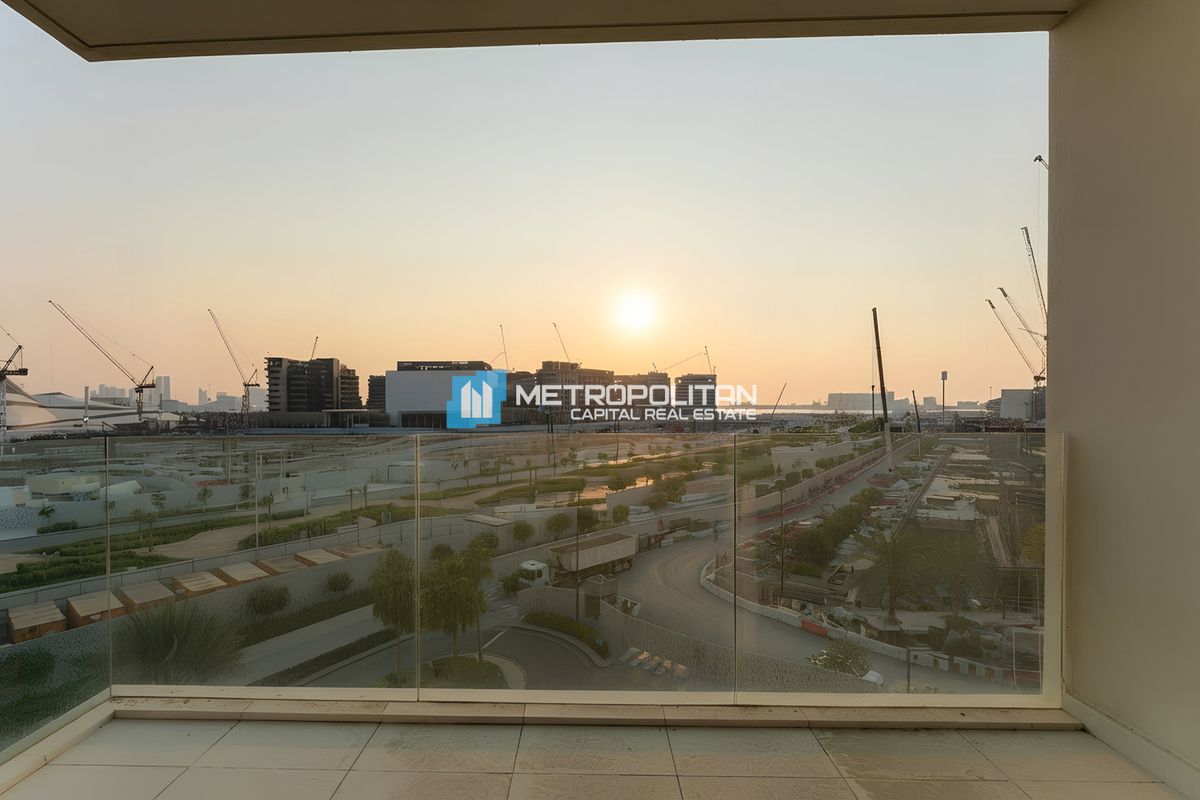 Full Museum View | Luxurious 2BR | Beach Access