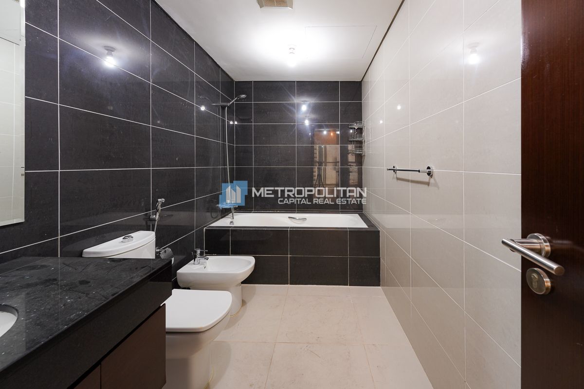 Image - Burooj Views, Al Reem Island, Abu Dhabi | Project - Apartment
