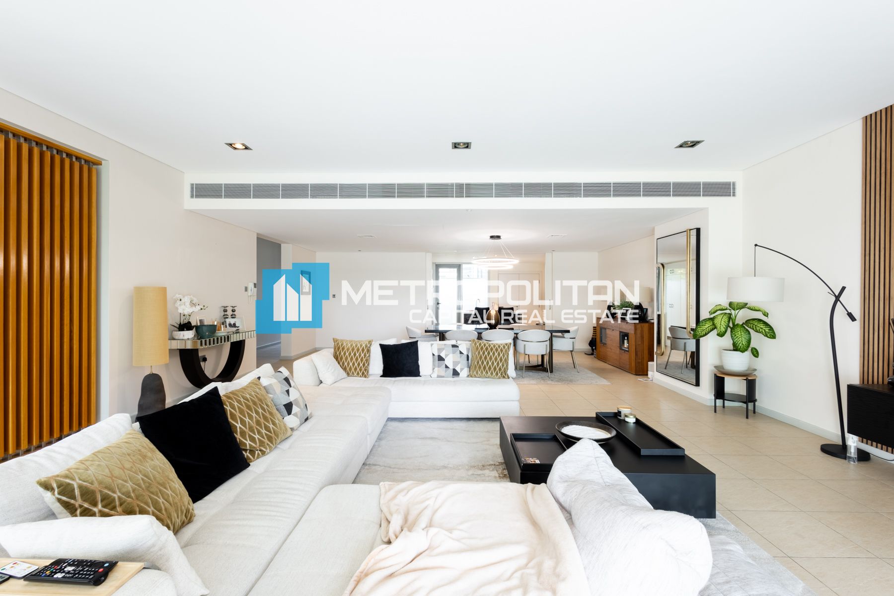 4-комнатный таунхаус на продажу в Al Raha Beach – MCS-47233 photo-1