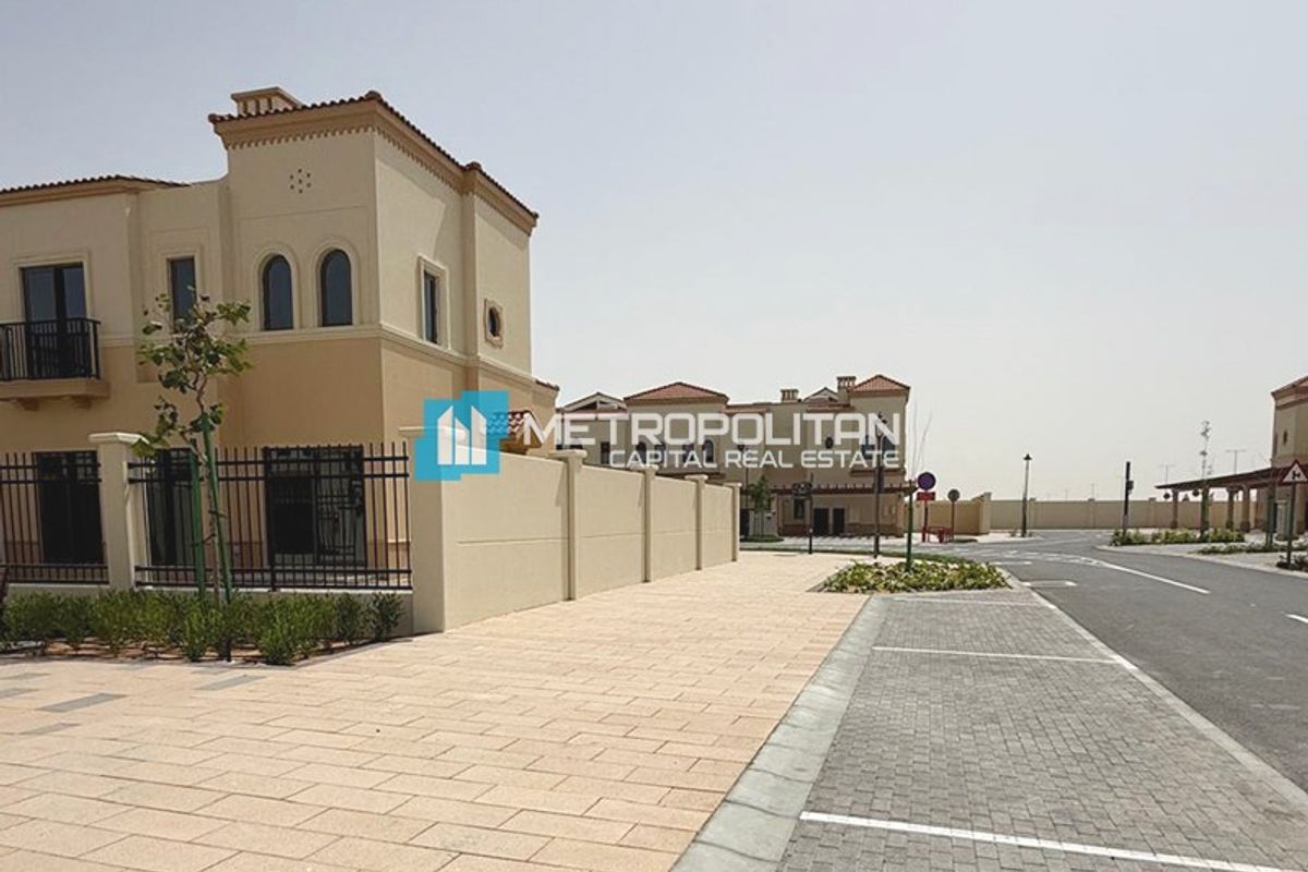 3BR Townhouse for Sale in Khalifa City – MCS-47805