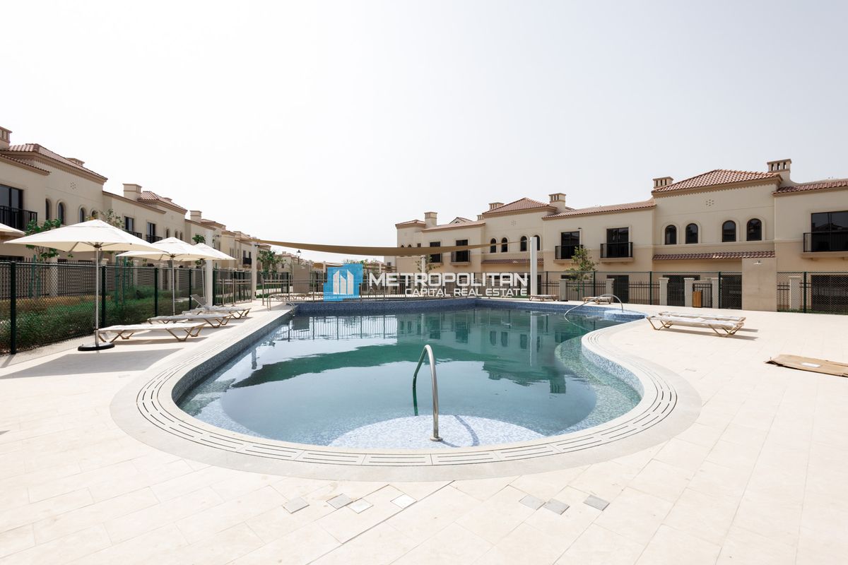 Image - Bloom Living, Khalifa City, Abu Dhabi | Project - Townhouse