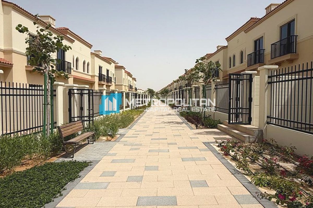 Image - Bloom Living, Khalifa City, Abu Dhabi | Project - Townhouse