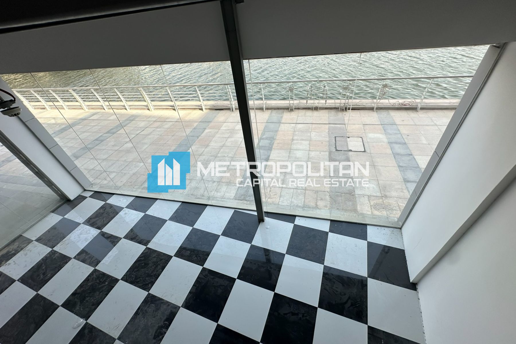 Vacant Shop | Fully Fitted | Waterfront Location photo-6
