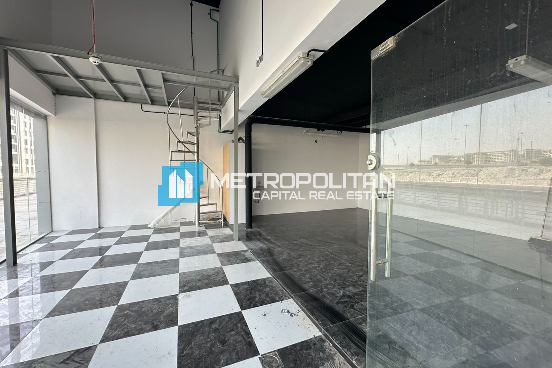 Vacant Shop | Fully Fitted | Waterfront Location photo-7