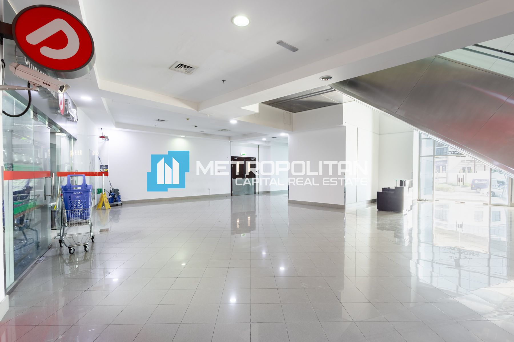 Main Road I Prime location I Vacant I  ROI 7% photo-5
