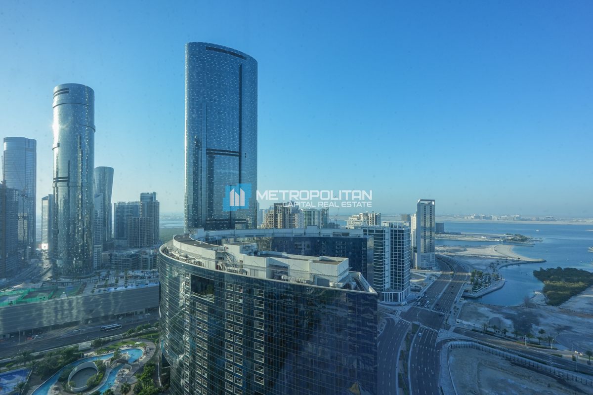 Modern 1BR | Pool And City View | Motivated Seller