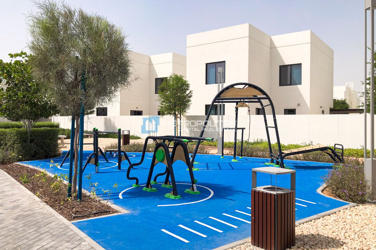 3-комнатный таунхаус на продажу в Yas Island – MCS-48985 photo-2