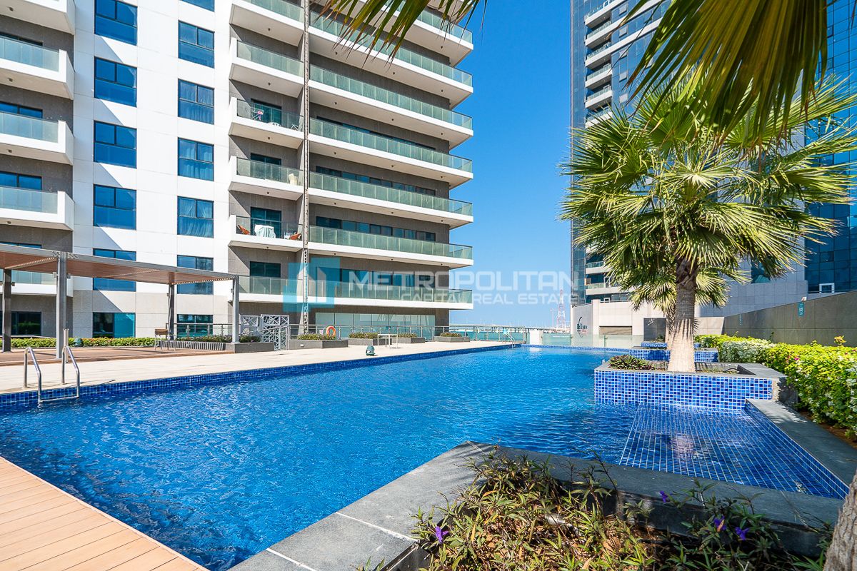 Full Sea View | 1BR+Balcony | High ROI | Furnished photo-3