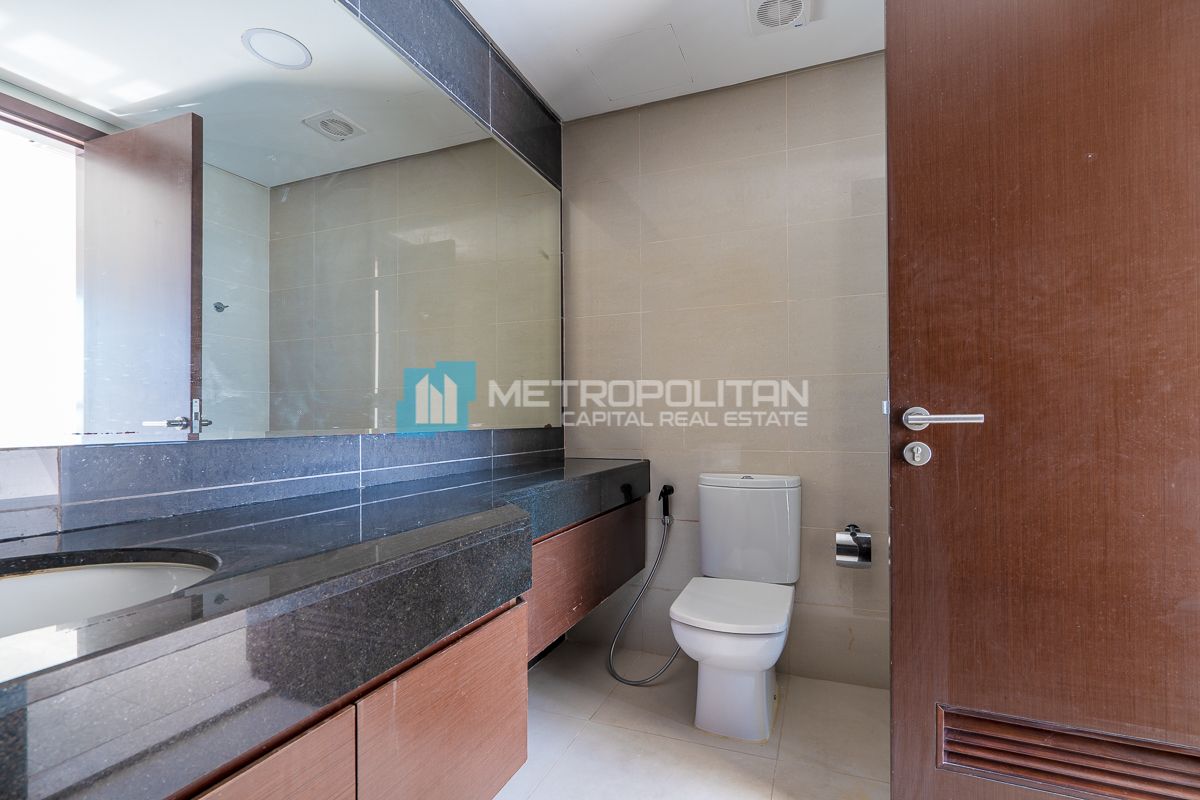 High Floor | Sea View | 1BR w/ Balcony | High ROI photo-9